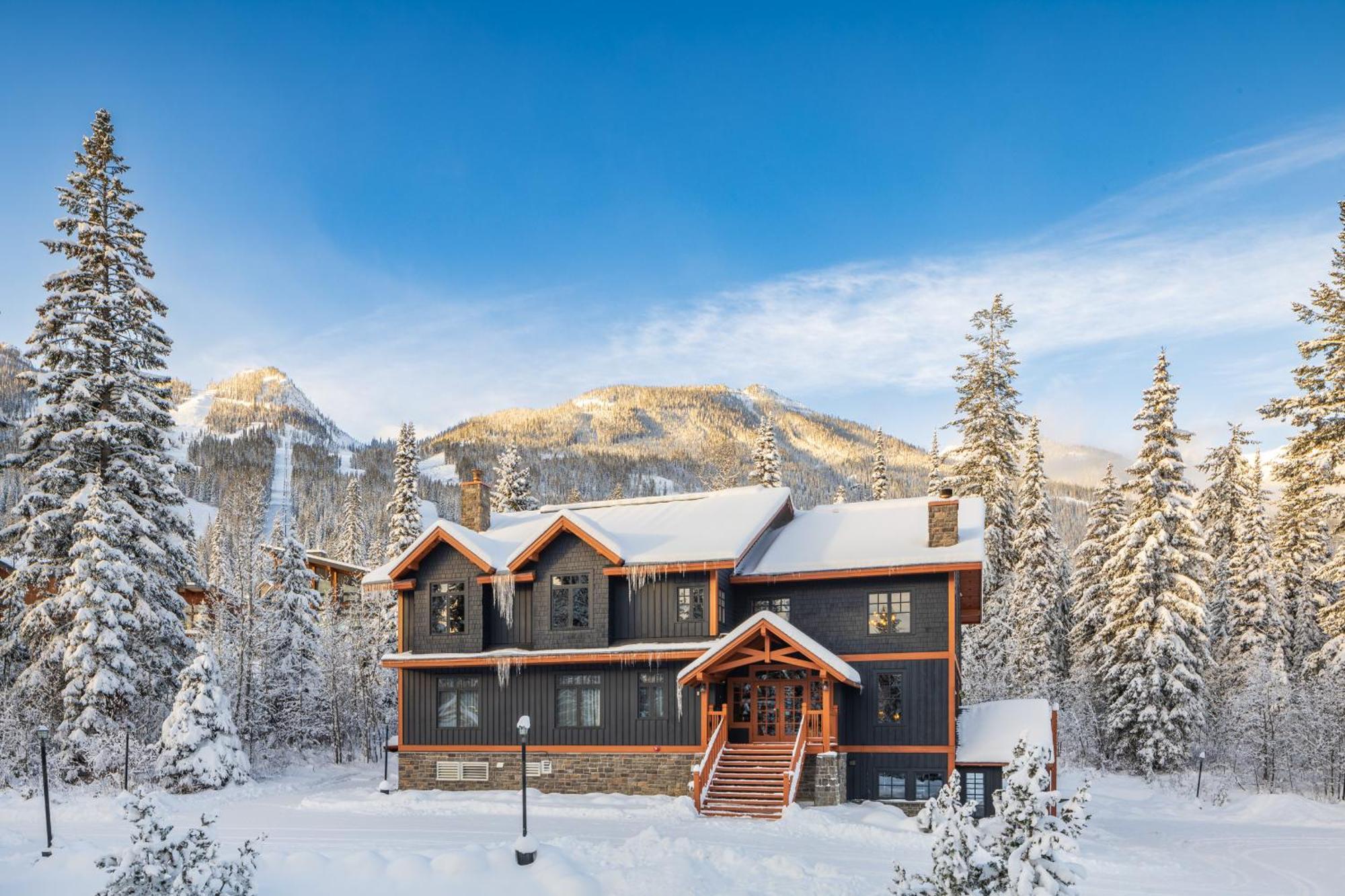 Copper Horse Lodge Golden Exterior photo